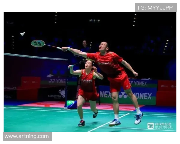 成都羽毛球队战术引发热议球迷与专家观点交锋分析